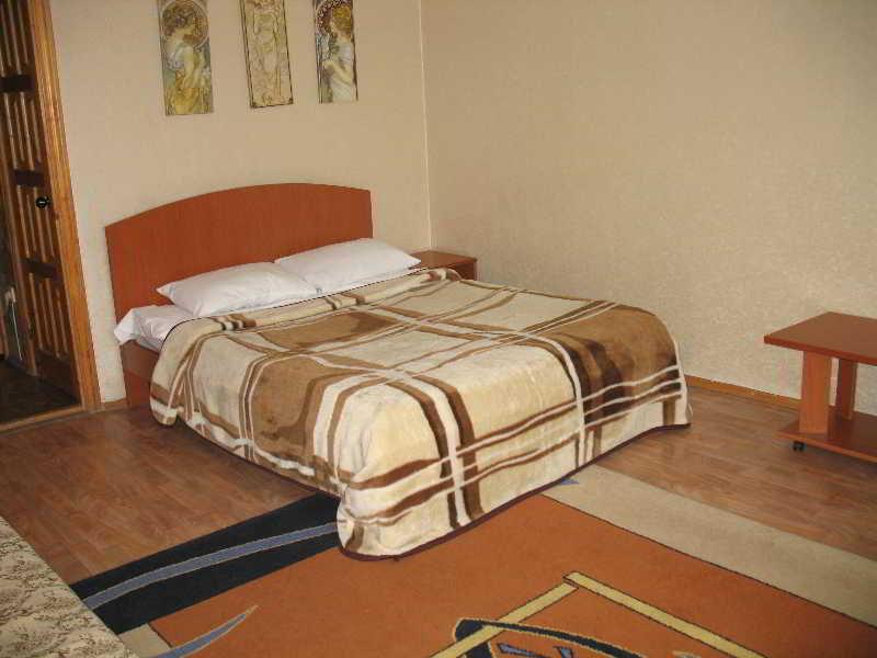 Ukrainian Hotel Service Apartments Kyiv Eksteriør billede